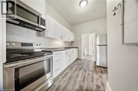 129 West Street Brantford ON N3T 3G2