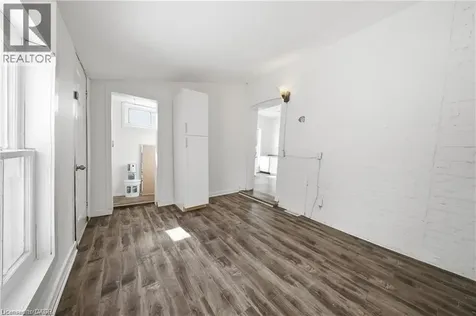 129 West Street Brantford ON N3T 3G2