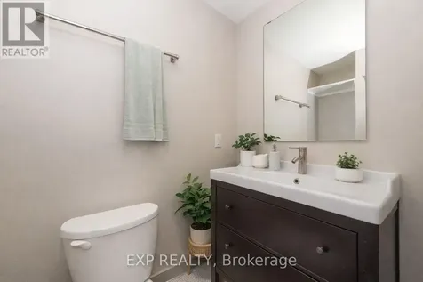 59 Concord Street North Ottawa ON K1S 0Y5