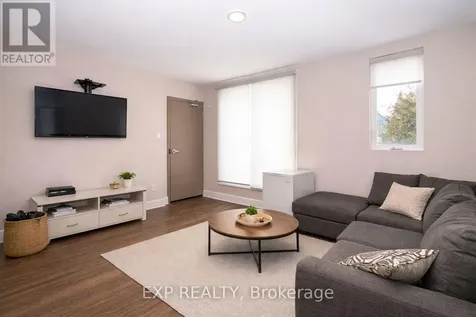 59 Concord Street North Ottawa ON K1S 0Y5