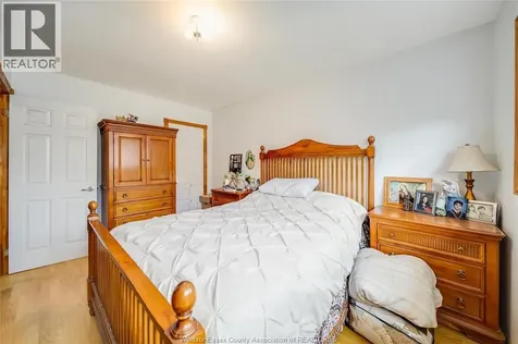 12 Bennie Avenue Leamington ON