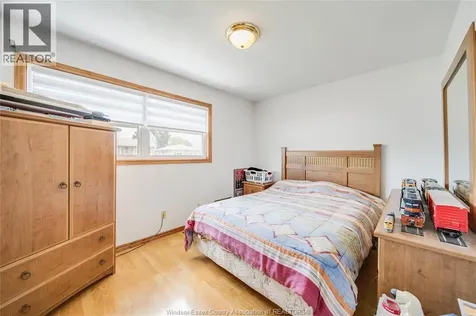 12 Bennie Avenue Leamington ON