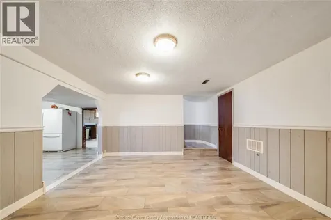 12 Bennie Avenue Leamington ON