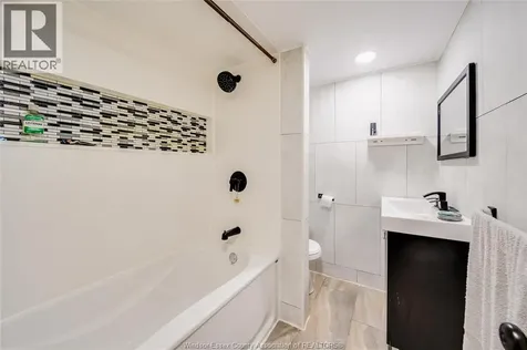 12 Bennie Avenue Leamington ON