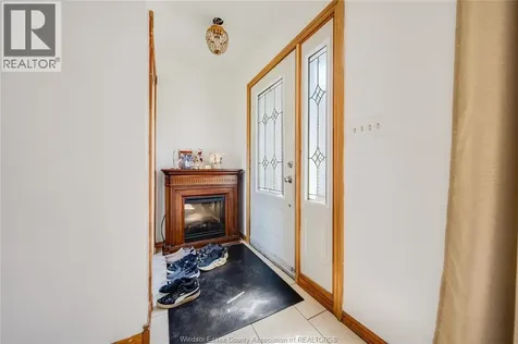 12 Bennie Avenue Leamington ON