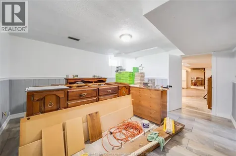 12 Bennie Avenue Leamington ON