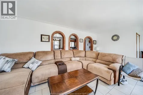 12 Bennie Avenue Leamington ON