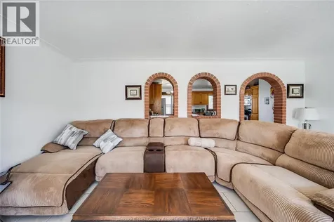 12 Bennie Avenue Leamington ON