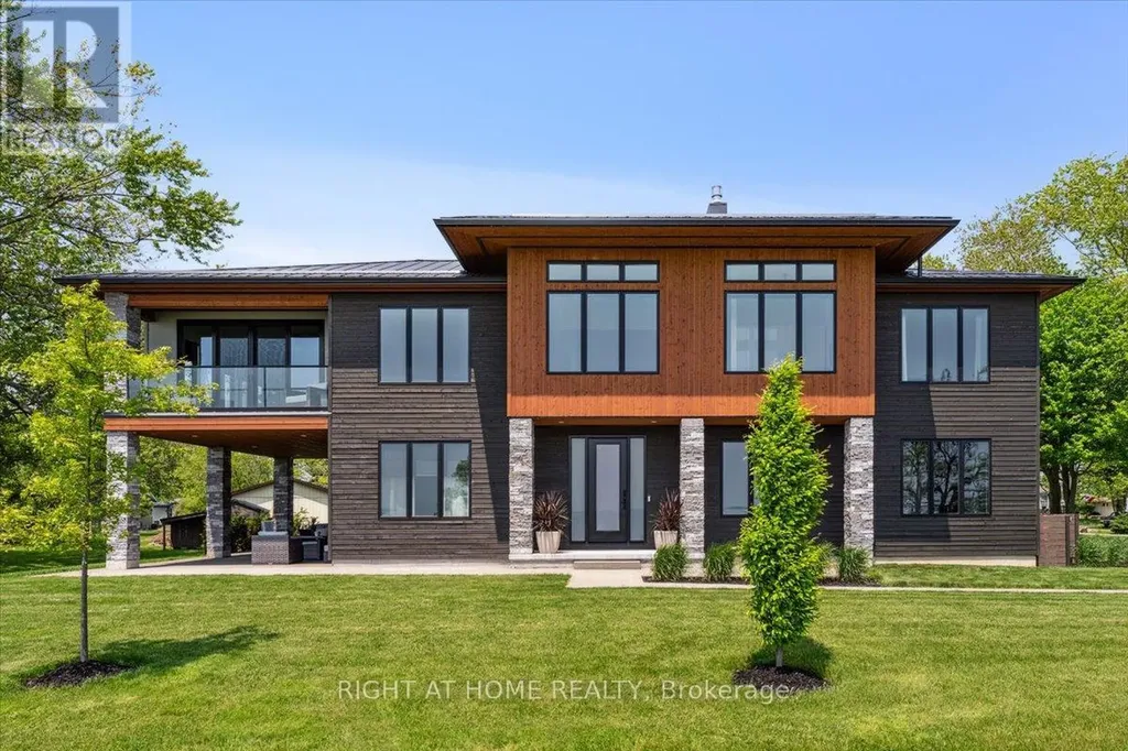 17 Bluewater Parkway Haldimand ON N0A 1P0