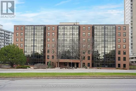 2019 Carling Avenue Ottawa ON K2A 4A2
