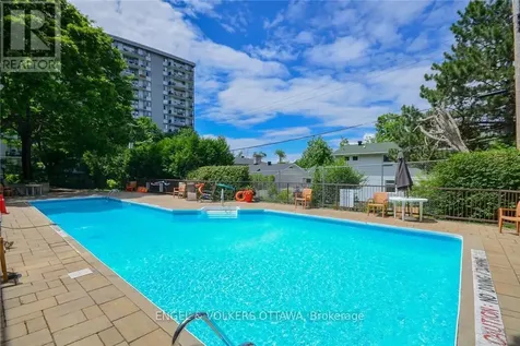 2019 Carling Avenue Ottawa ON K2A 4A2
