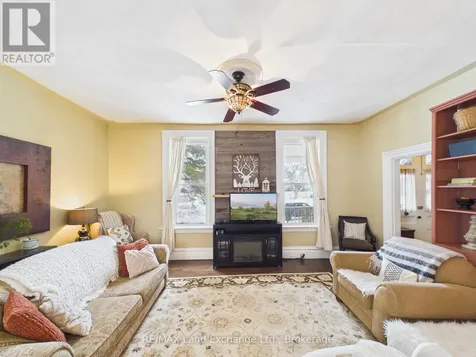 20 Queen Street Huron-kinloss ON N0G 2R0