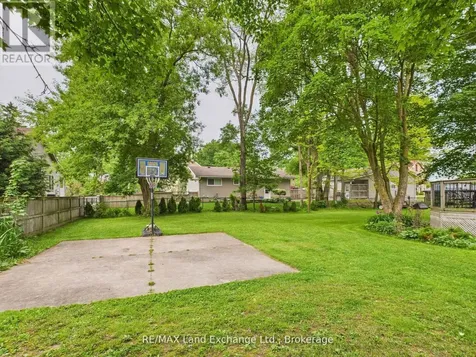 20 Queen Street Huron-kinloss ON N0G 2R0