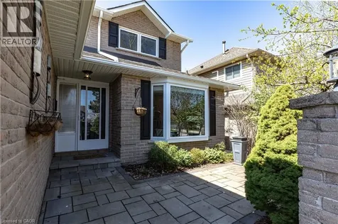 2391 Arnold Crescent Burlington ON L7P 4J2
