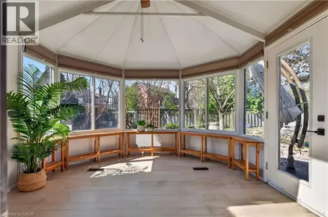 2391 Arnold Crescent Burlington ON L7P 4J2