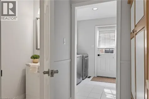 2391 Arnold Crescent Burlington ON L7P 4J2