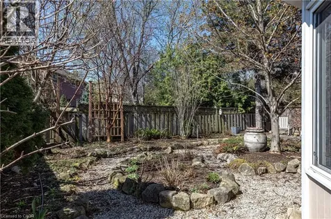 2391 Arnold Crescent Burlington ON L7P 4J2