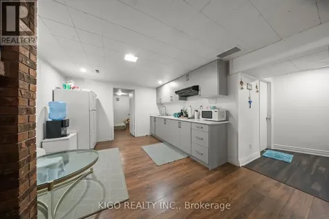 42 Tupper Crescent Kitchener ON N2B 2X9