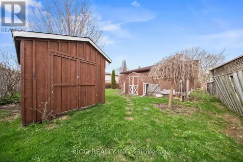 42 Tupper Crescent Kitchener ON N2B 2X9