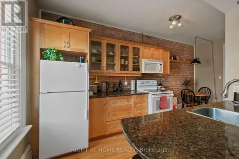 93 Gilmour Street Ottawa ON K2P 0N5