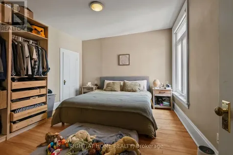 93 Gilmour Street Ottawa ON K2P 0N5