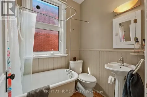 93 Gilmour Street Ottawa ON K2P 0N5
