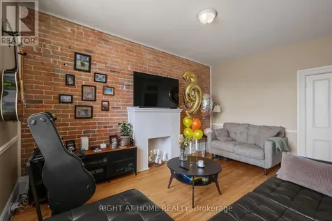 93 Gilmour Street Ottawa ON K2P 0N5