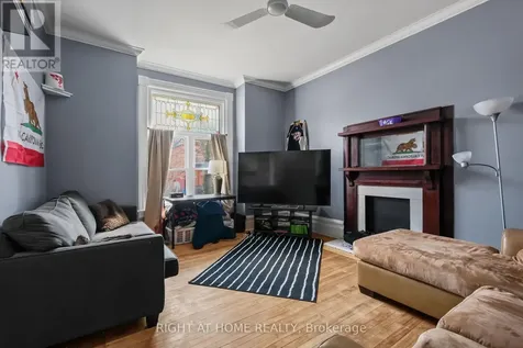 93 Gilmour Street Ottawa ON K2P 0N5