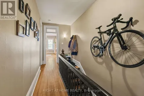 93 Gilmour Street Ottawa ON K2P 0N5