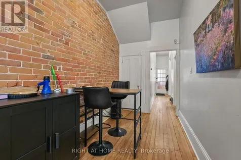93 Gilmour Street Ottawa ON K2P 0N5