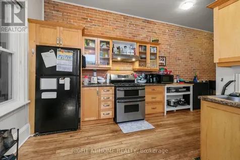 93 Gilmour Street Ottawa ON K2P 0N5