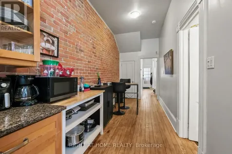 93 Gilmour Street Ottawa ON K2P 0N5