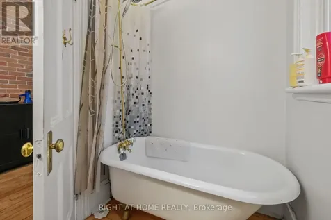 93 Gilmour Street Ottawa ON K2P 0N5