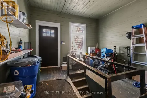 93 Gilmour Street Ottawa ON K2P 0N5