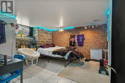 93 Gilmour Street Ottawa ON K2P 0N5