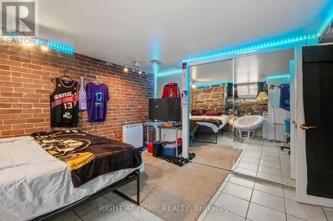 93 Gilmour Street Ottawa ON K2P 0N5