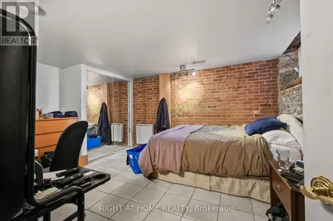 93 Gilmour Street Ottawa ON K2P 0N5
