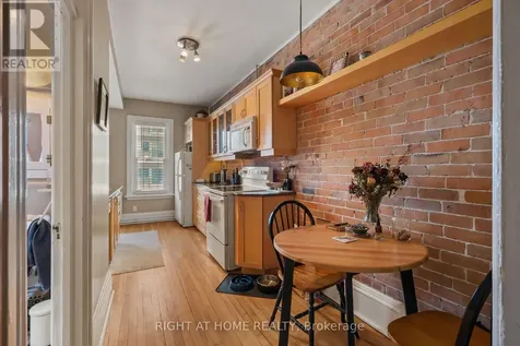 93 Gilmour Street Ottawa ON K2P 0N5