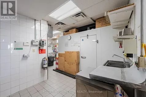 1232 Brookdale Avenue Cornwall ON K6J 5E8