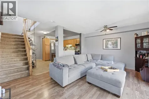 124 Gosling Gardens Guelph ON N1G 5K6