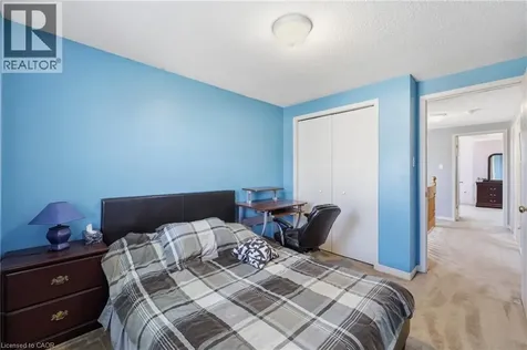 124 Gosling Gardens Guelph ON N1G 5K6
