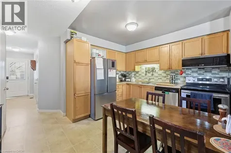 124 Gosling Gardens Guelph ON N1G 5K6