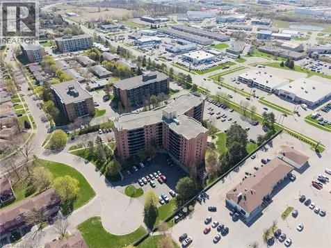 9 Bonheur Court Brantford ON N3P 1Z5