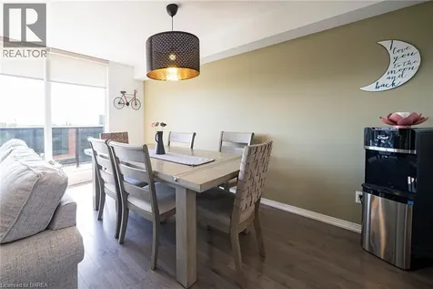 9 Bonheur Court Brantford ON N3P 1Z5