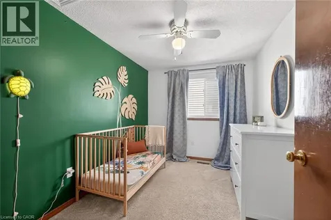 22 Vance Crescent Waterdown ON L8B 0B8