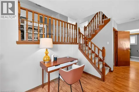 22 Vance Crescent Waterdown ON L8B 0B8