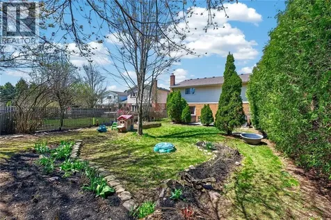 22 Vance Crescent Waterdown ON L8B 0B8