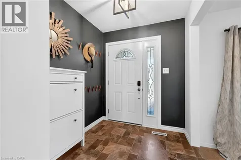 22 Vance Crescent Waterdown ON L8B 0B8