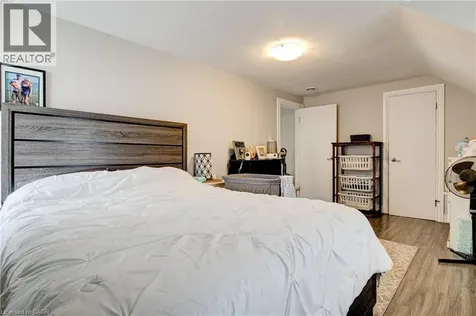 78 Price Avenue Welland ON L3C 3Y2