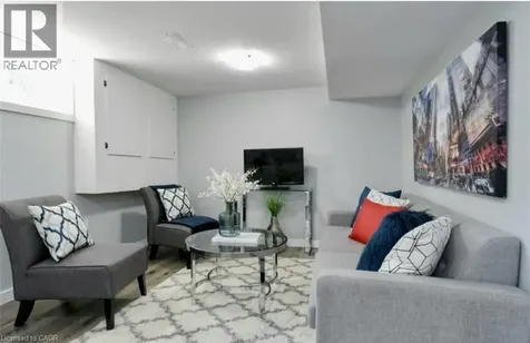 78 Price Avenue Welland ON L3C 3Y2